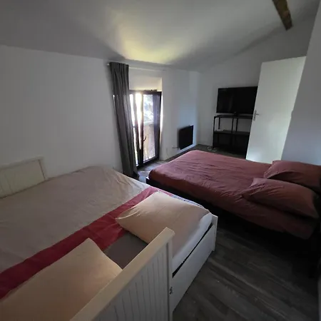 Maisonnette 2 Avec Wi-fi Entre Nantes Et Pornic -