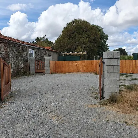 Holiday home Maisonnette 2 Avec Wi-fi Entre Nantes Et Pornic - *