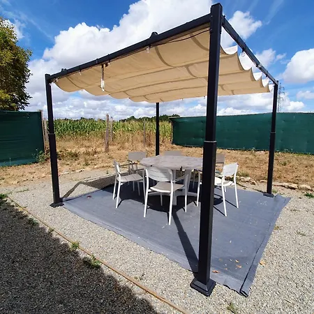 Maisonnette 2 Avec Wi-fi Entre Nantes Et Pornic - * Brains